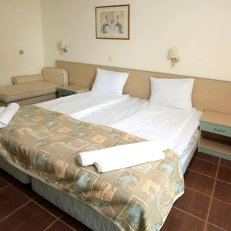 Room In Guest Room Maison d'hôtes